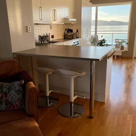 Seaside House With Stunning Sunsets & Sun Day Near Trondheim Dom wakacyjny *